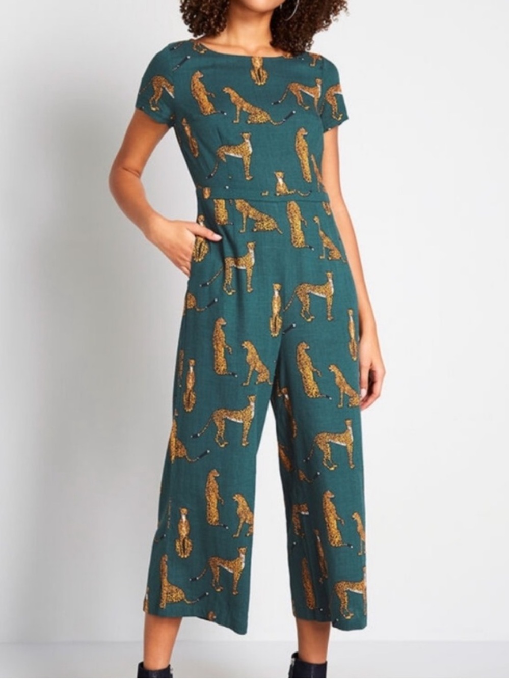 Modcloth Jumpsuit boho green with Gold Cheetah Print